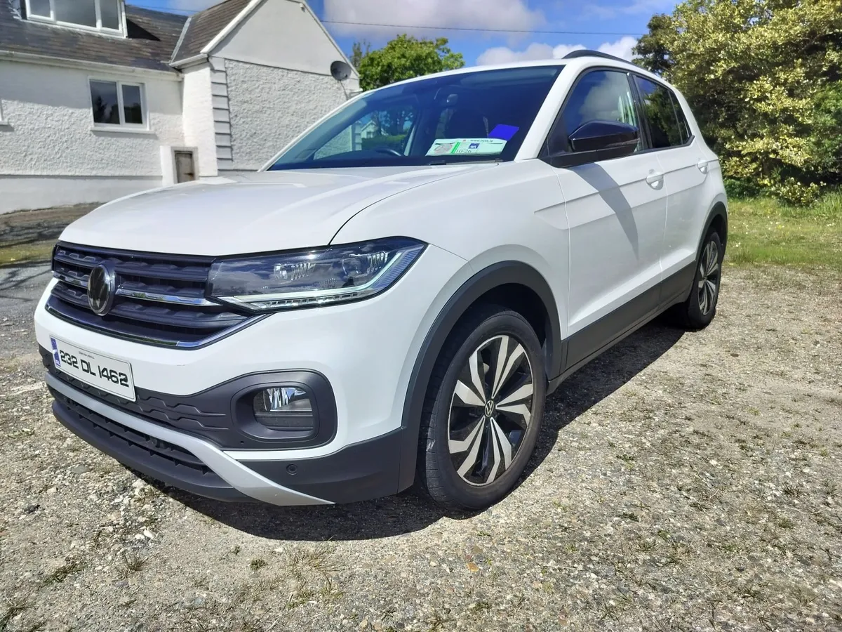 Volkswagen T-Cross 2023 - Image 3