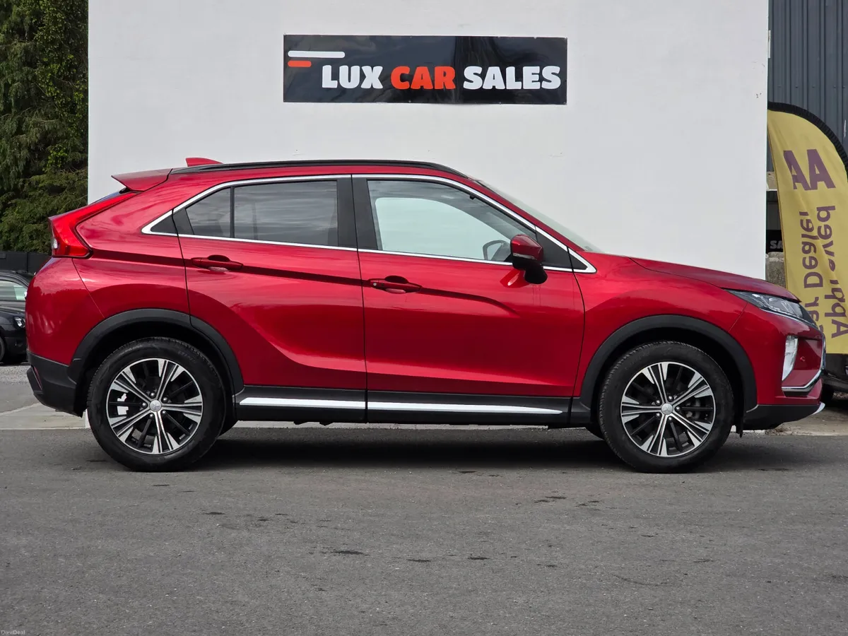 2021 Mitsubishi Eclipse Cross 1.5i INTENSE - Image 2