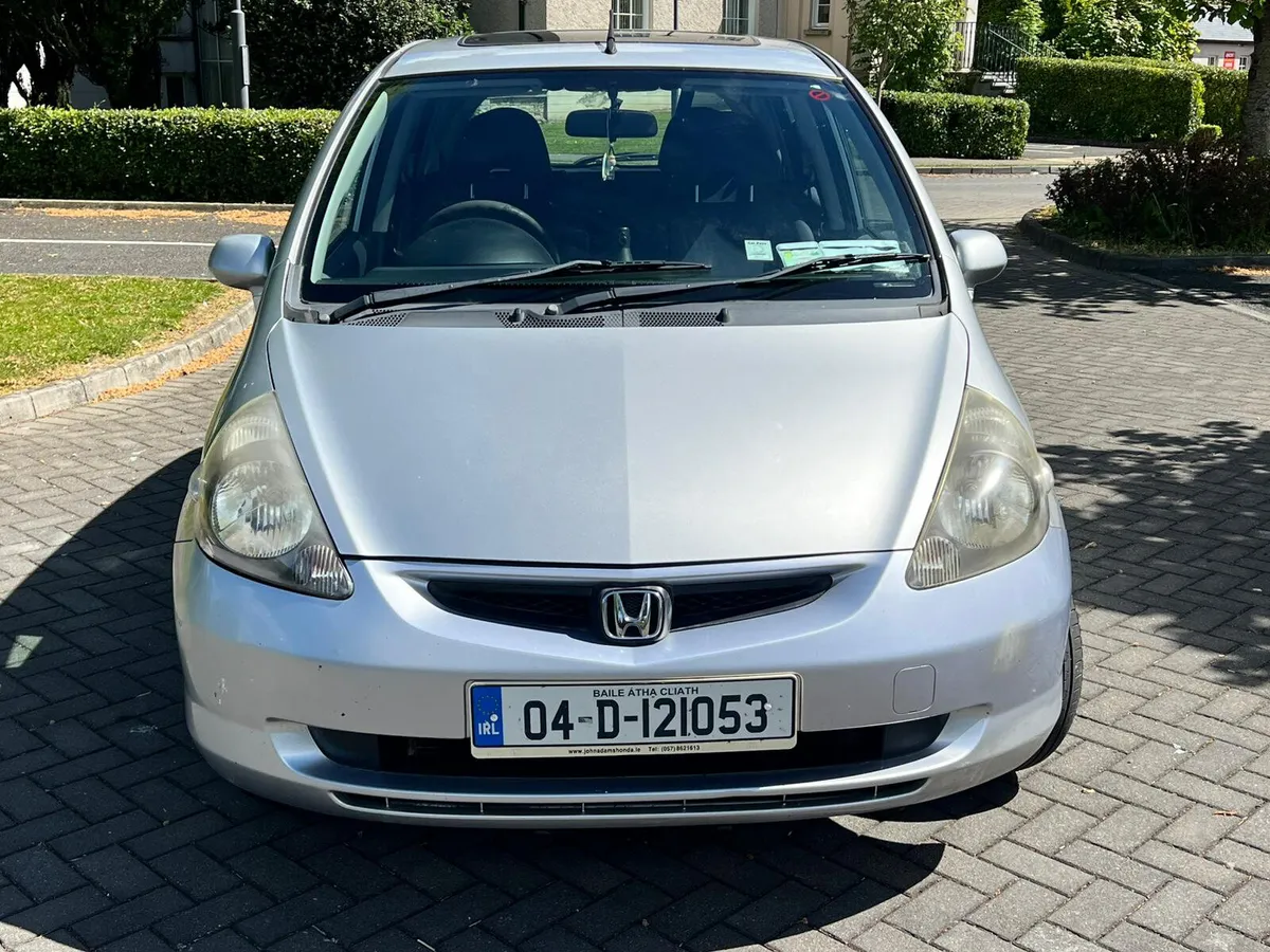 Honda Jazz 2004 Automatic 1.3 Petrol new nct 11/26 - Image 3