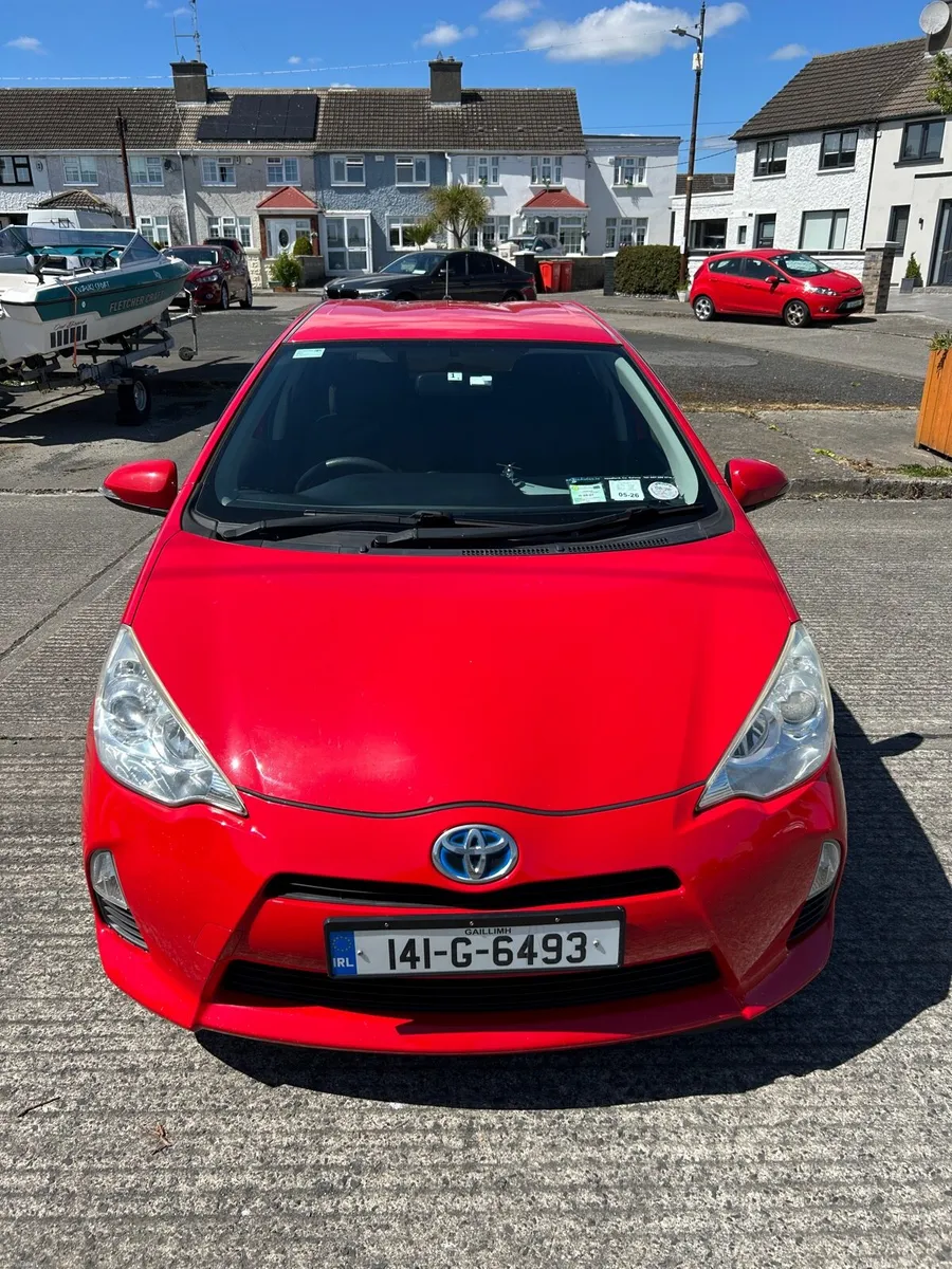 Toyota Aqua Hybrid 2014 - Image 1