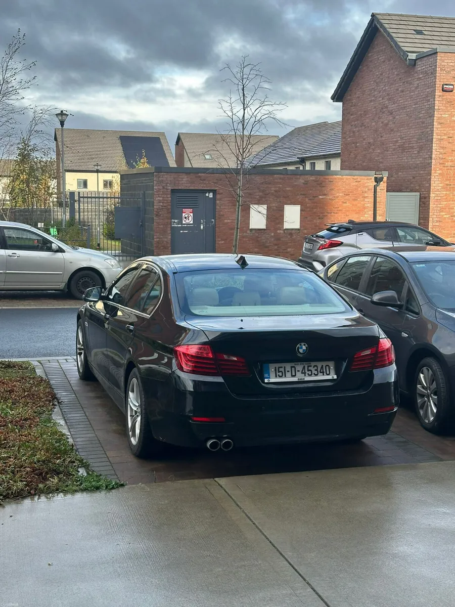 BMW 5-Series  2.0 litre turbo  Leather  package - Image 2