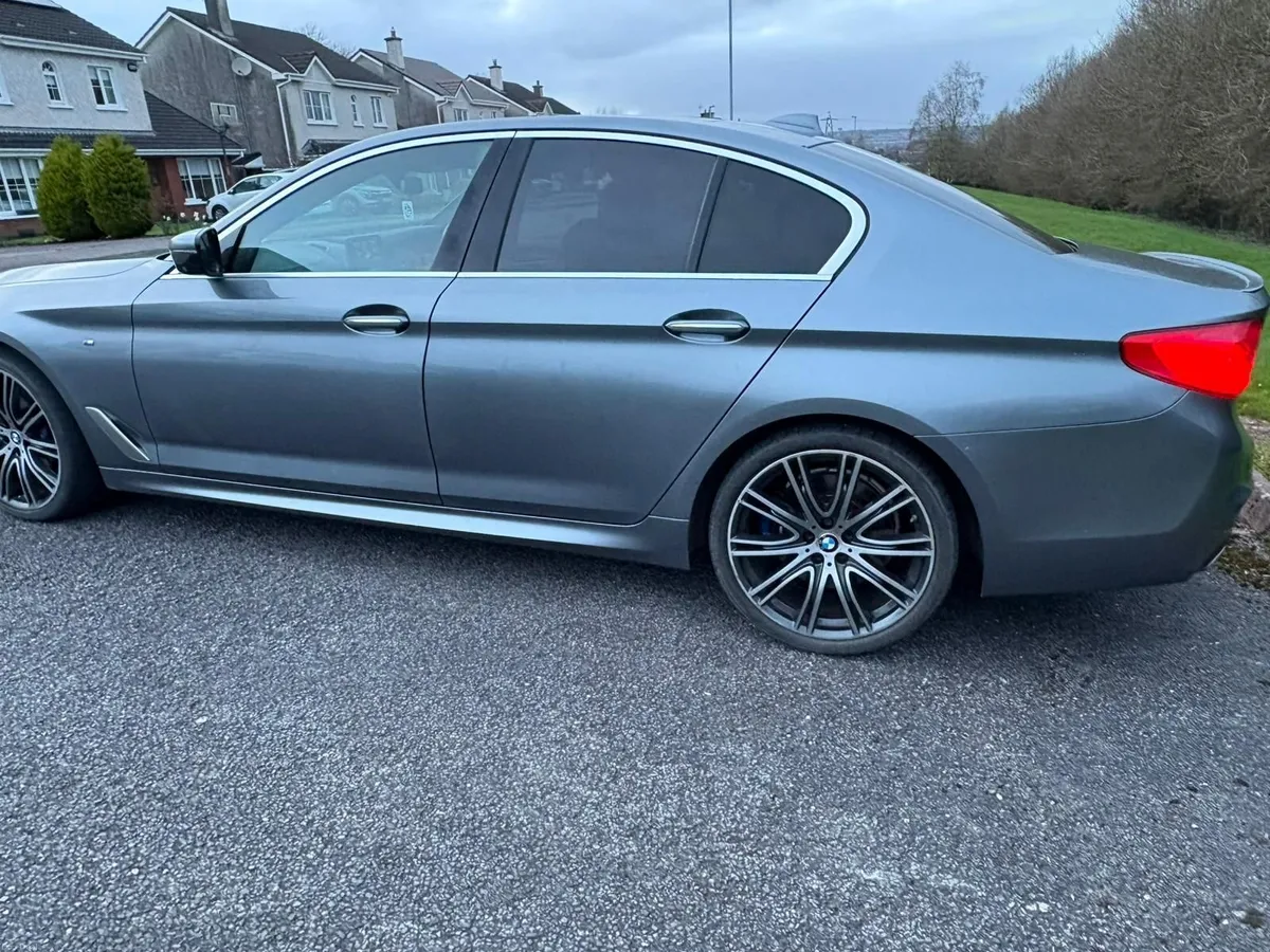 BMW G30 530d XDrive - Image 3