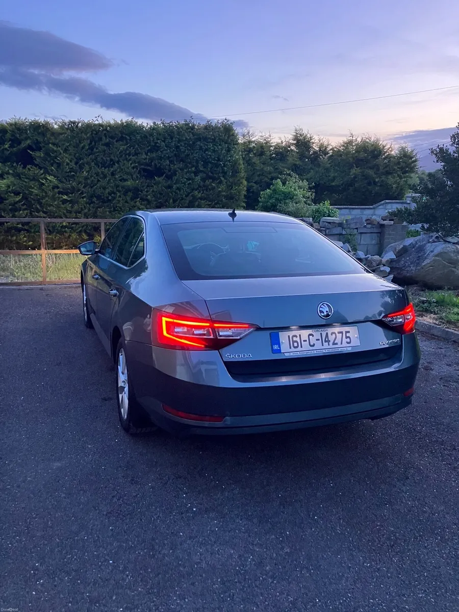 Skoda Superb 2016 - Image 3
