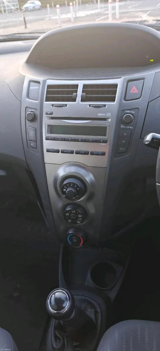 Toyota yaris 2009 1.4 D4D - Image 5