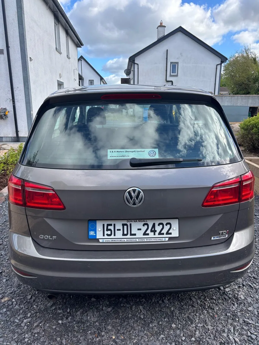 VW golf estate - automatic - Image 2