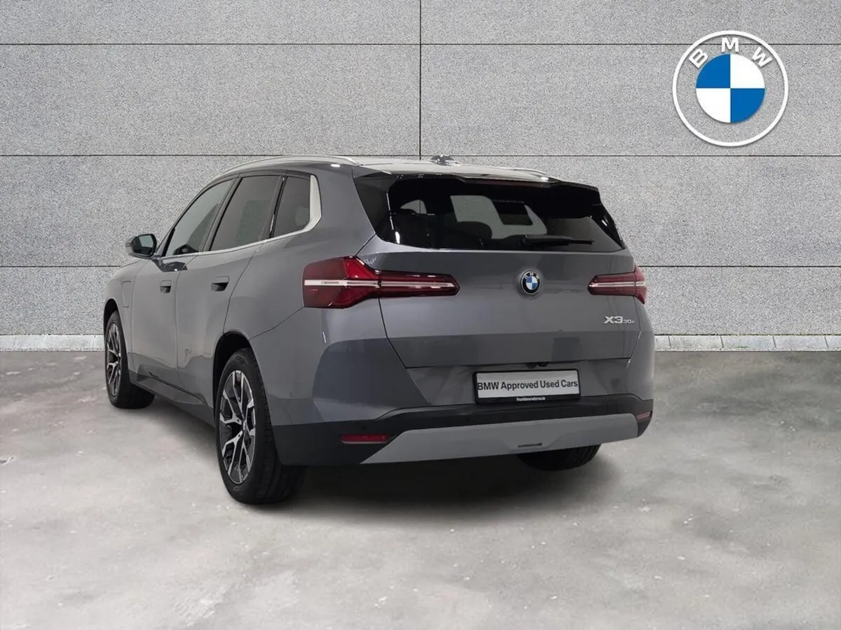 BMW X3 30e xDrive xLine - Image 2