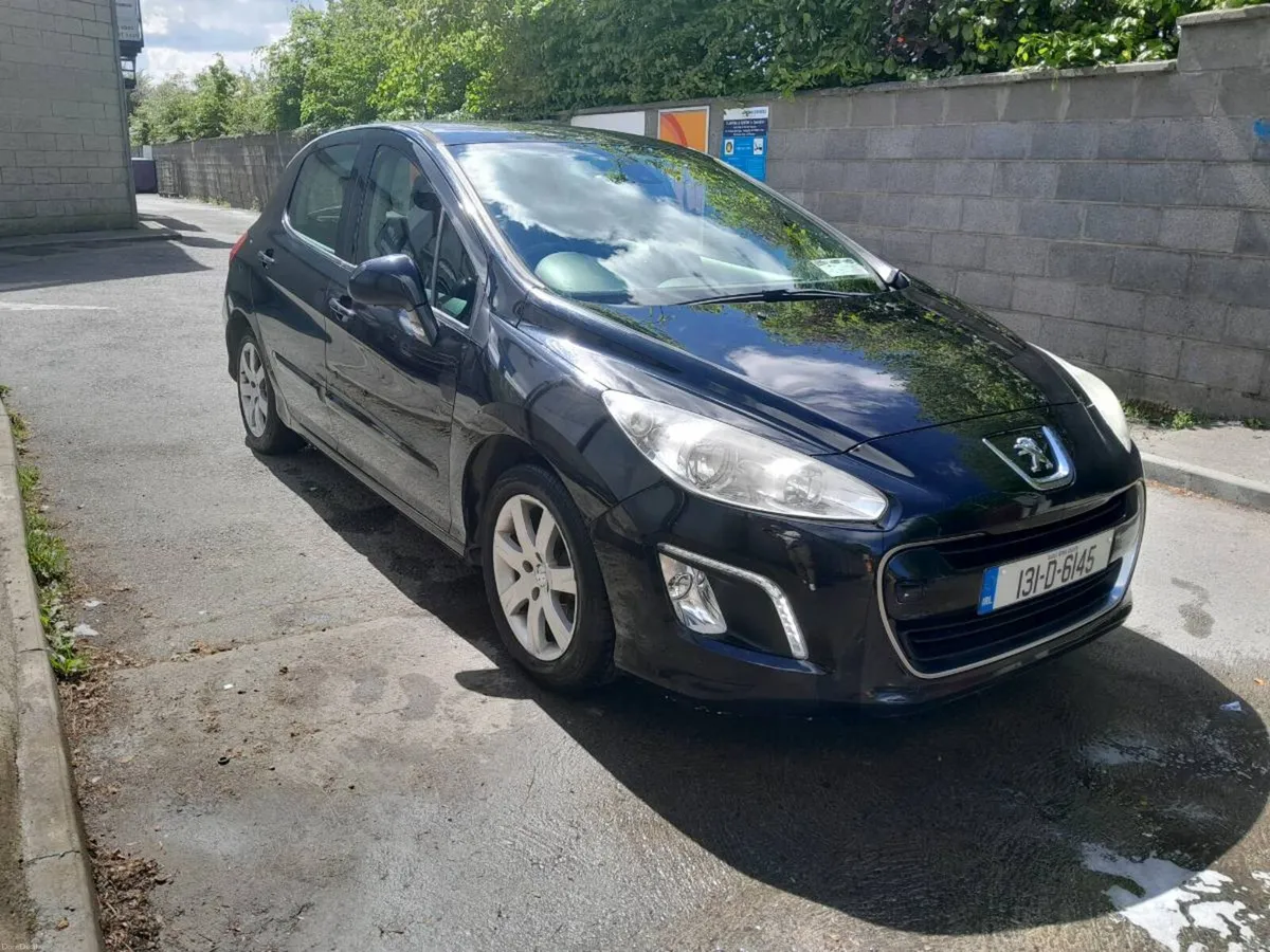 Peugeot 308 - Image 2