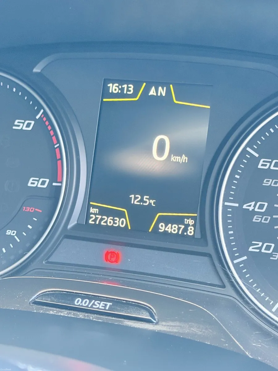 Seat Leon 2016 blue 1.6 TDI - Image 2