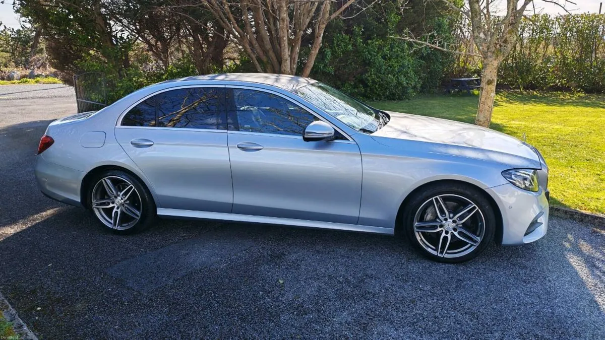 Mercedes Benz E220d AMG - Image 3