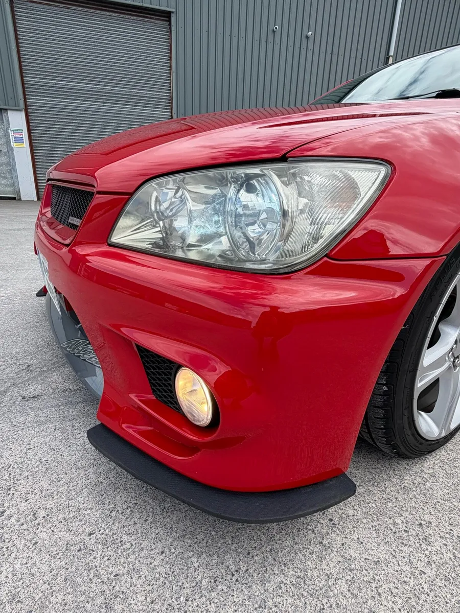 Toyota Altezza - Image 4