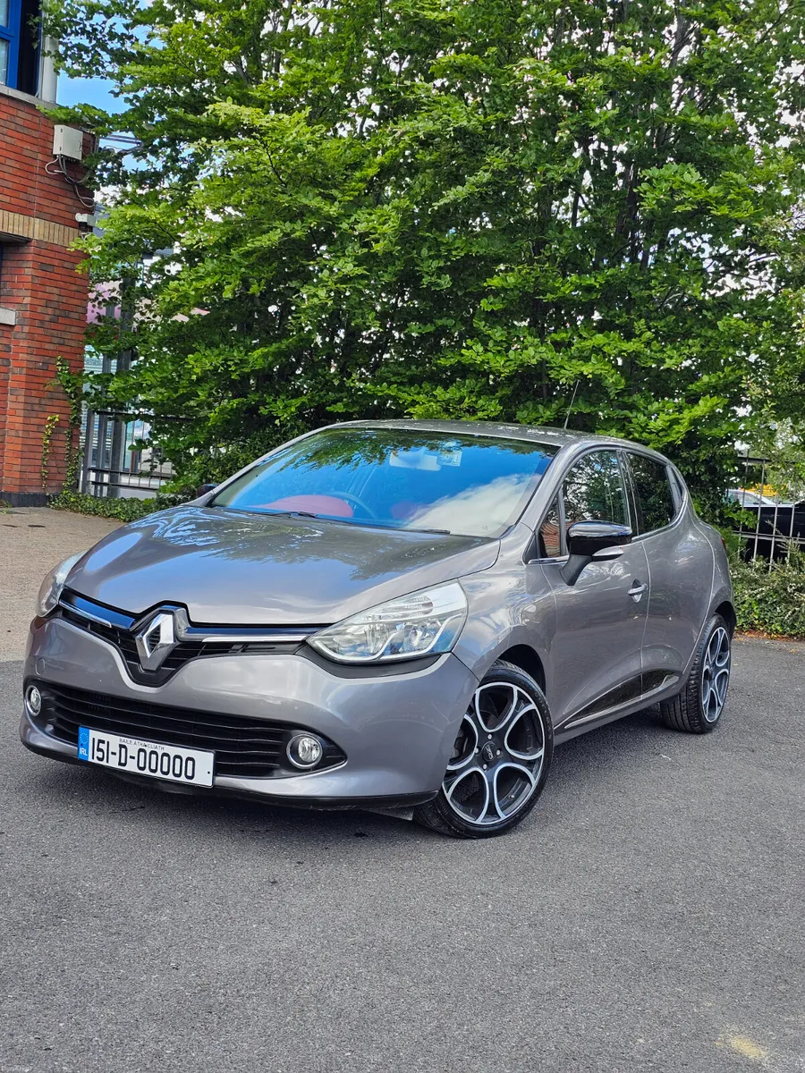 Renault Lutecia/Clio 2015 - Image 1