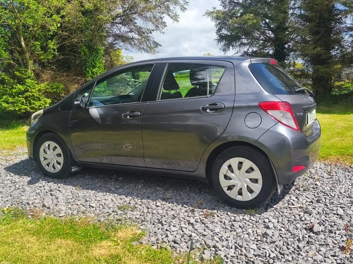 Toyota Yaris - Image 4
