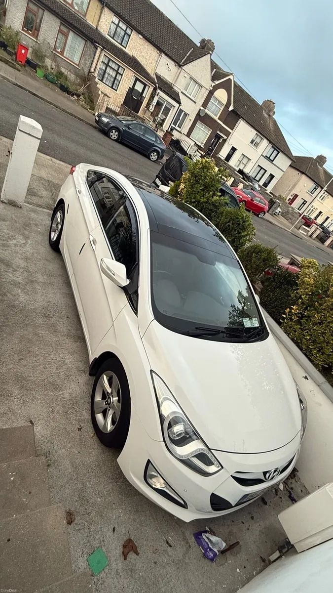 Hyundai I40 - Image 2