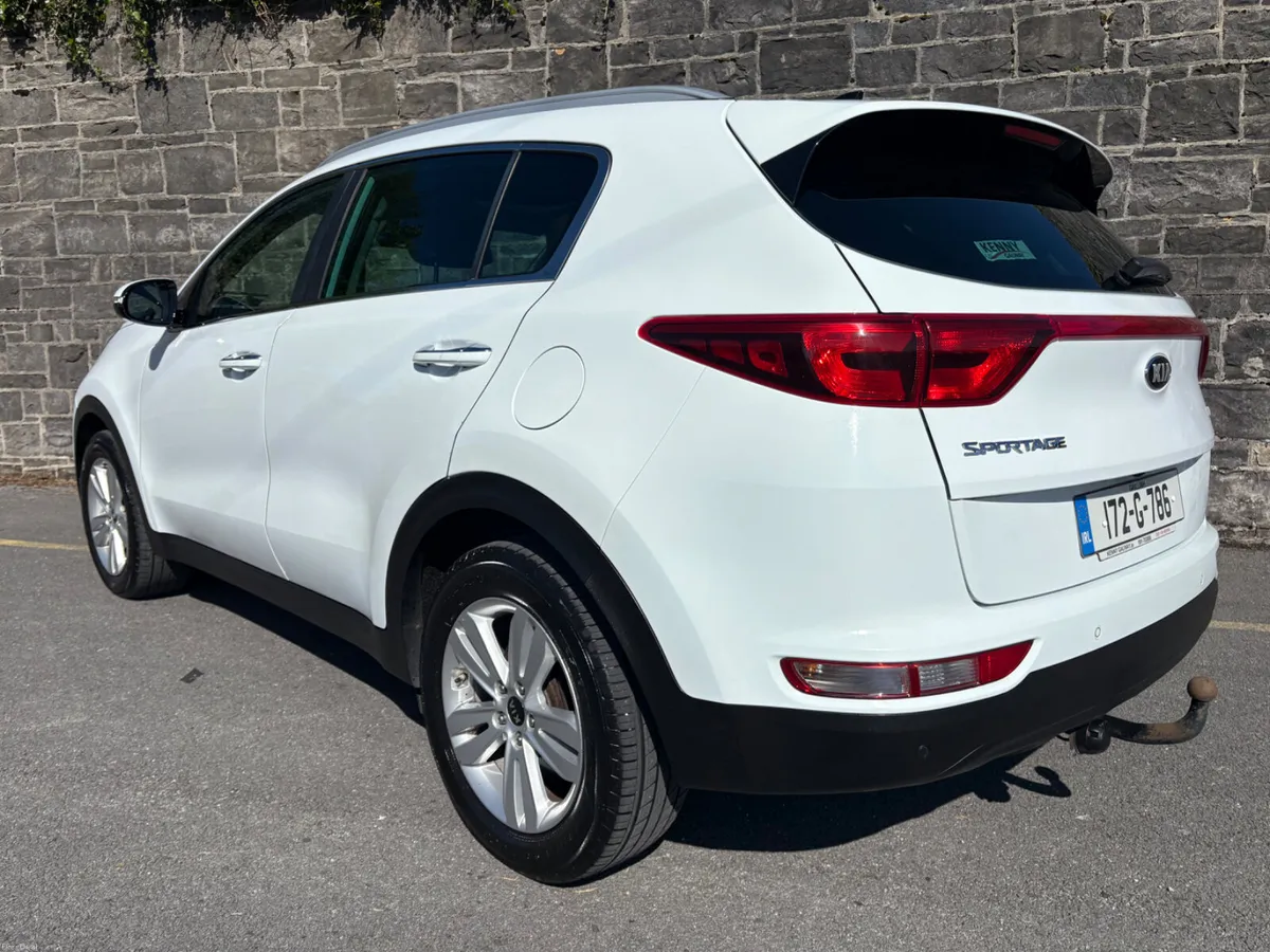 Kia Sportage 2017 - Image 2