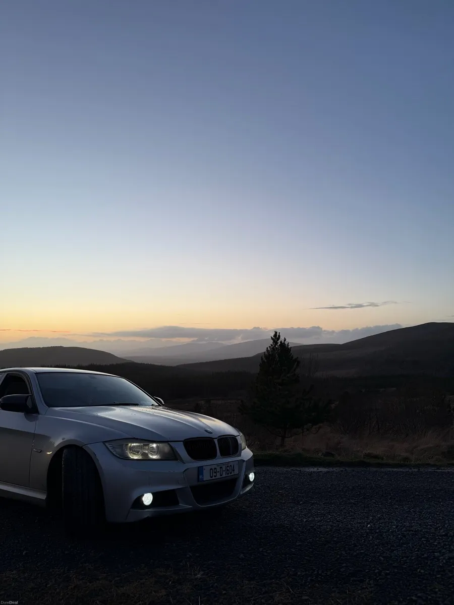 BMW - Image 2