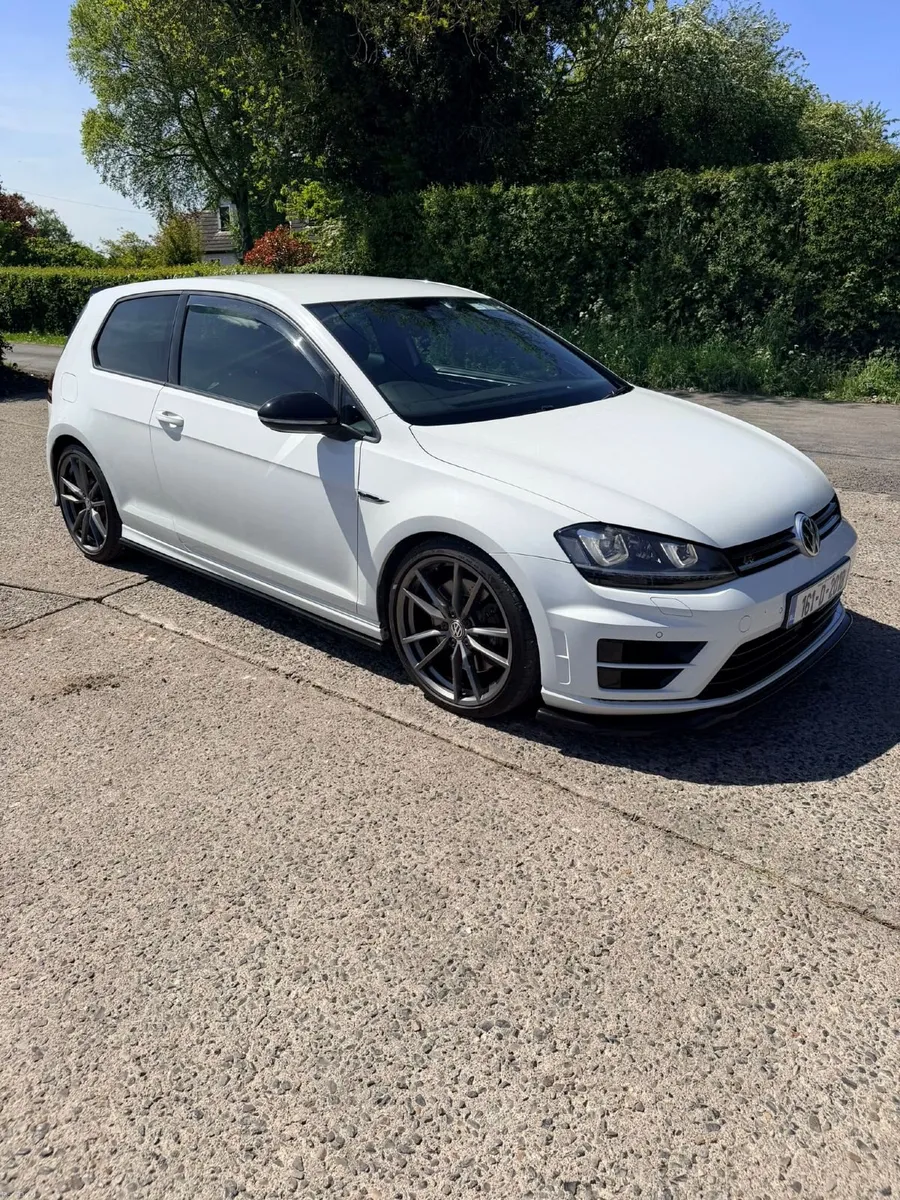 Volkswagen Golf 2016 - Image 1