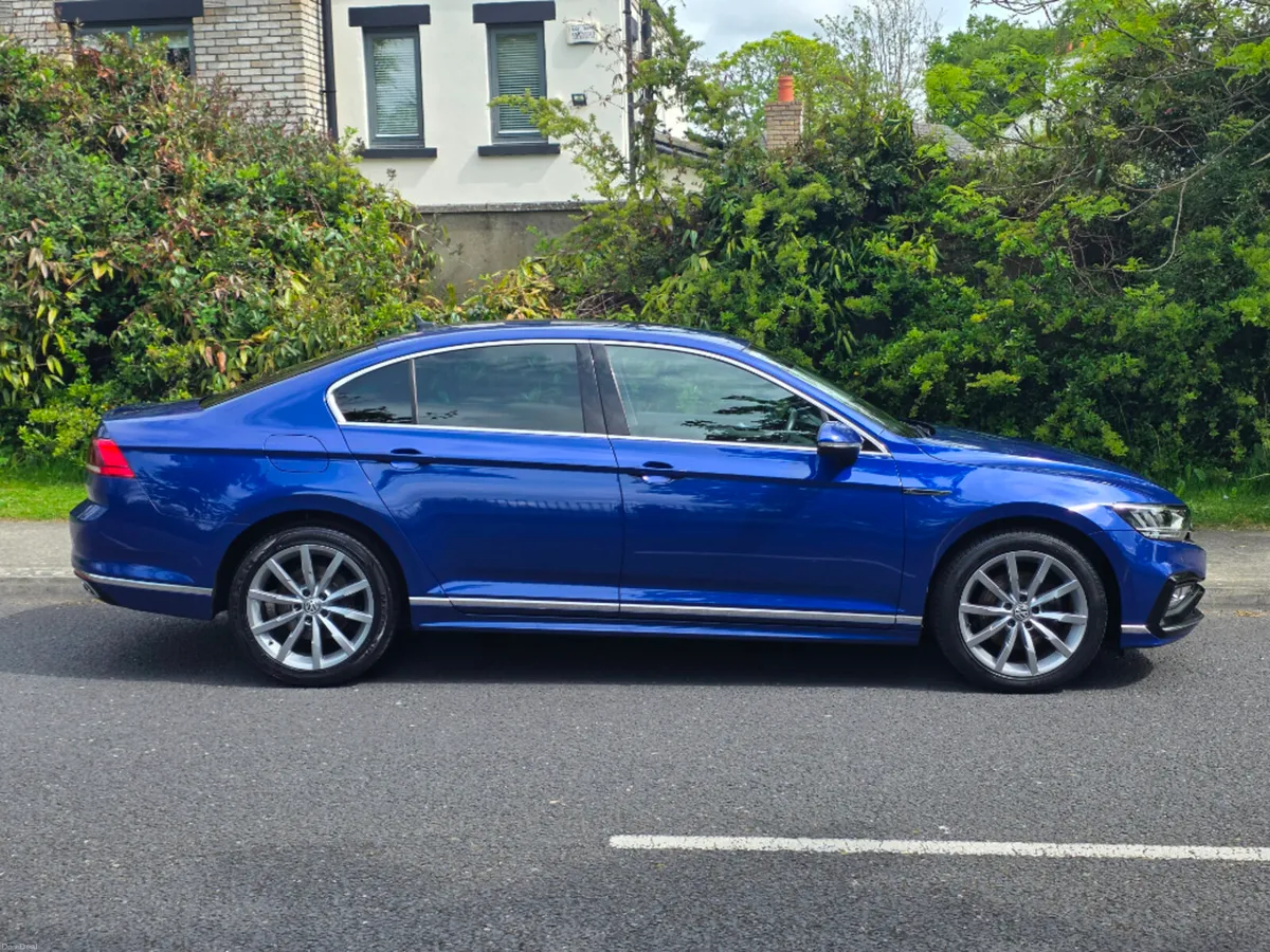 Volkswagen Passat 1.5 TSI 150HP R-Line - Image 2
