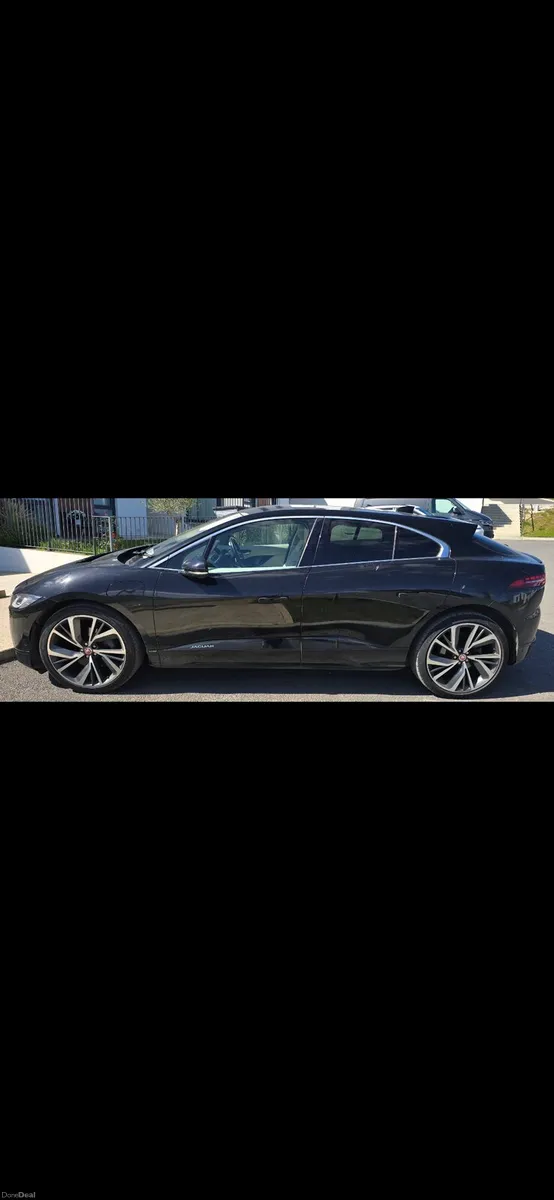 Jaguar I-pace EV400 HSE (High Spec Edition) 400bhp - Image 4