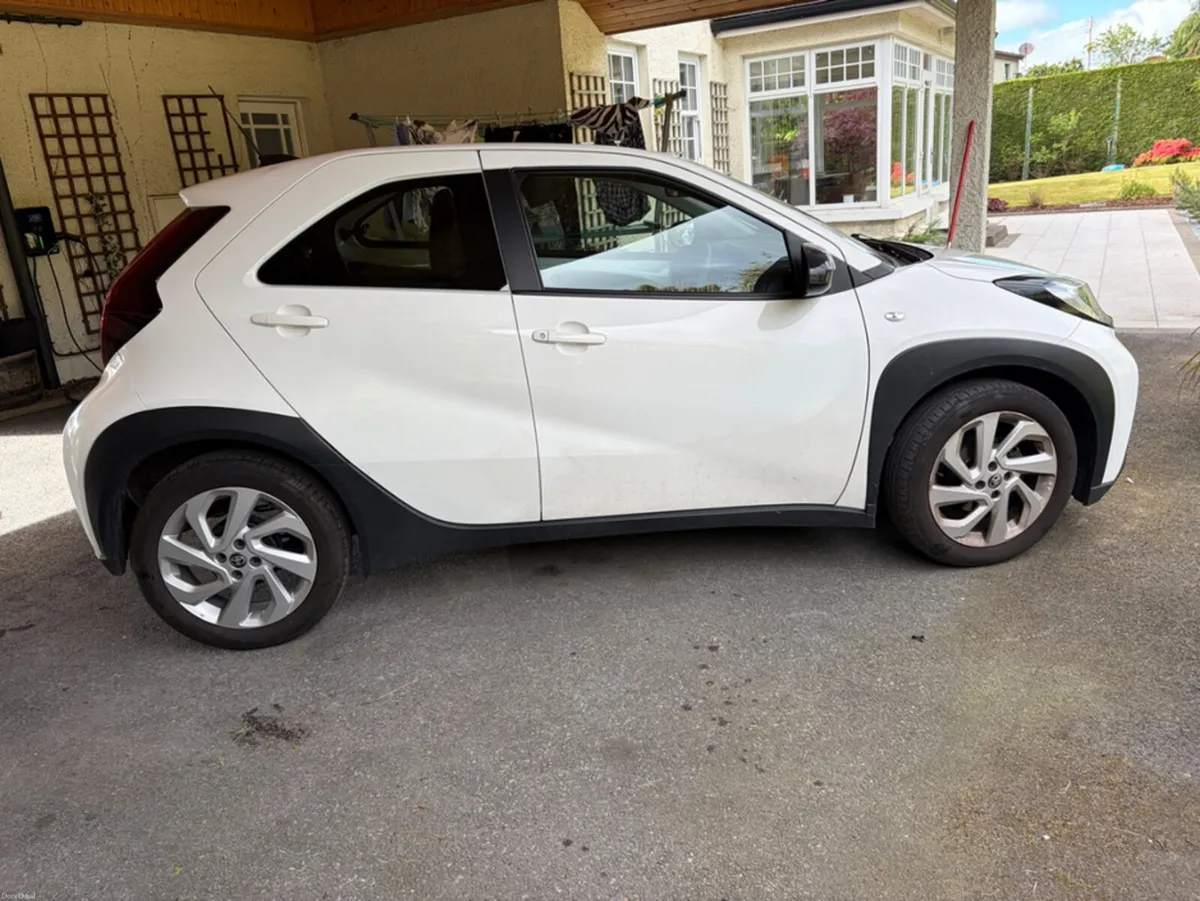 Toyota Aygo X PURE VVT-I - Image 4