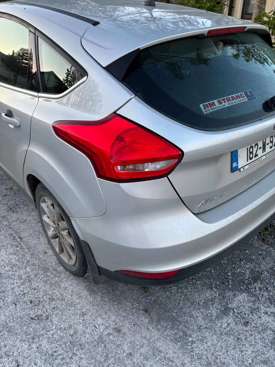 Ford Focus 2018 - Image 2