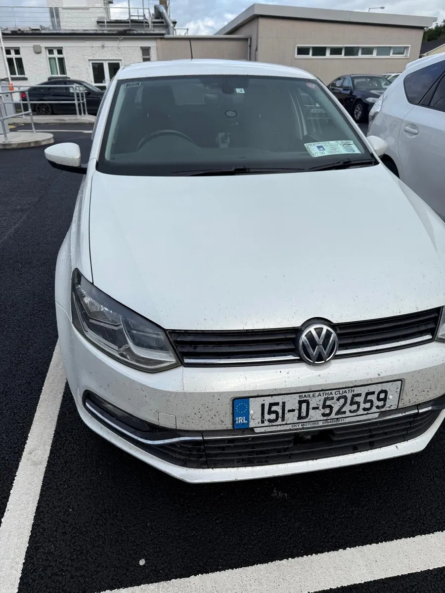 Volkswagen Polo 2015 - Image 2