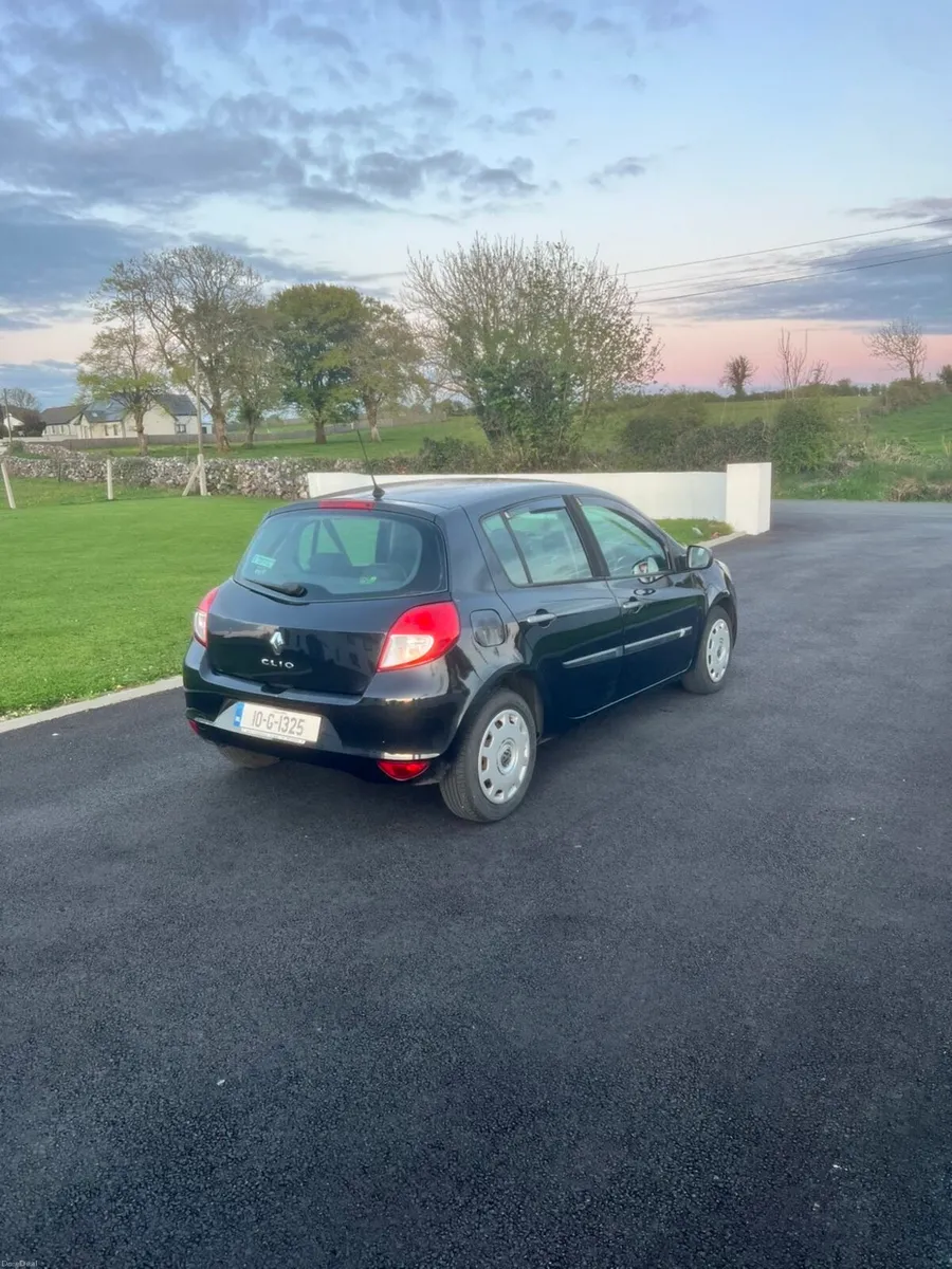 Renault Clio - Image 3