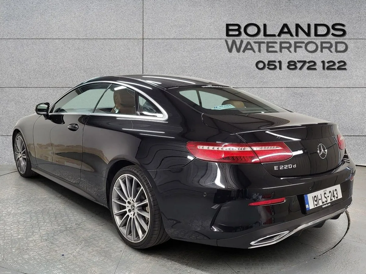 Mercedes-Benz E-Class 220d - Image 3