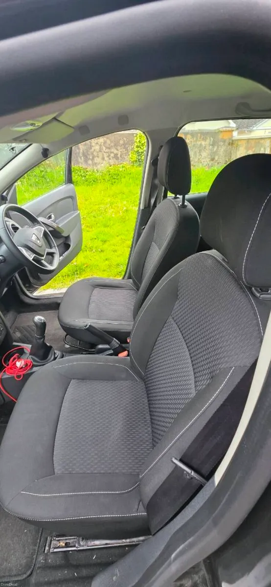 2019 Dacia Sandero (High Spec) | NCT 01/27 - Image 3
