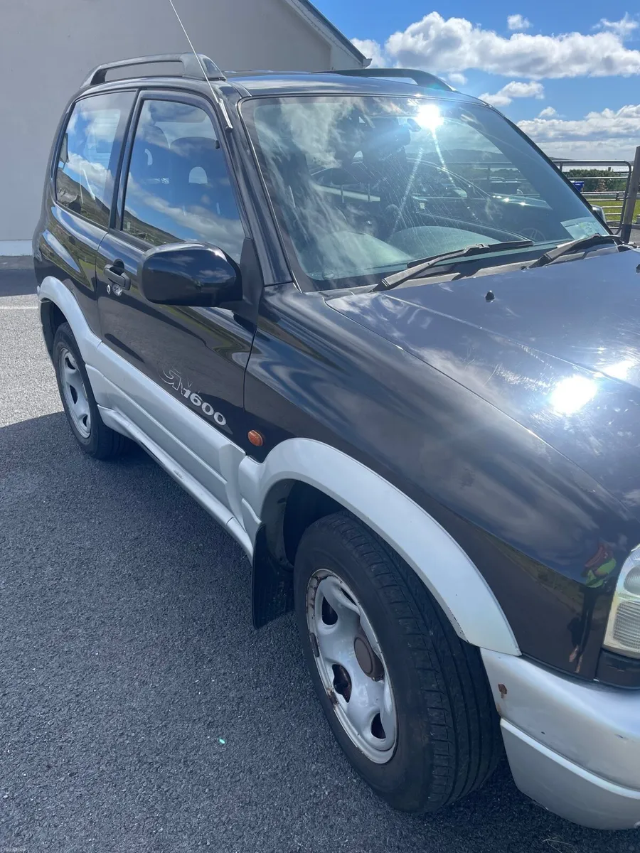 Suzuki Grand Vitara 2005 - Image 2