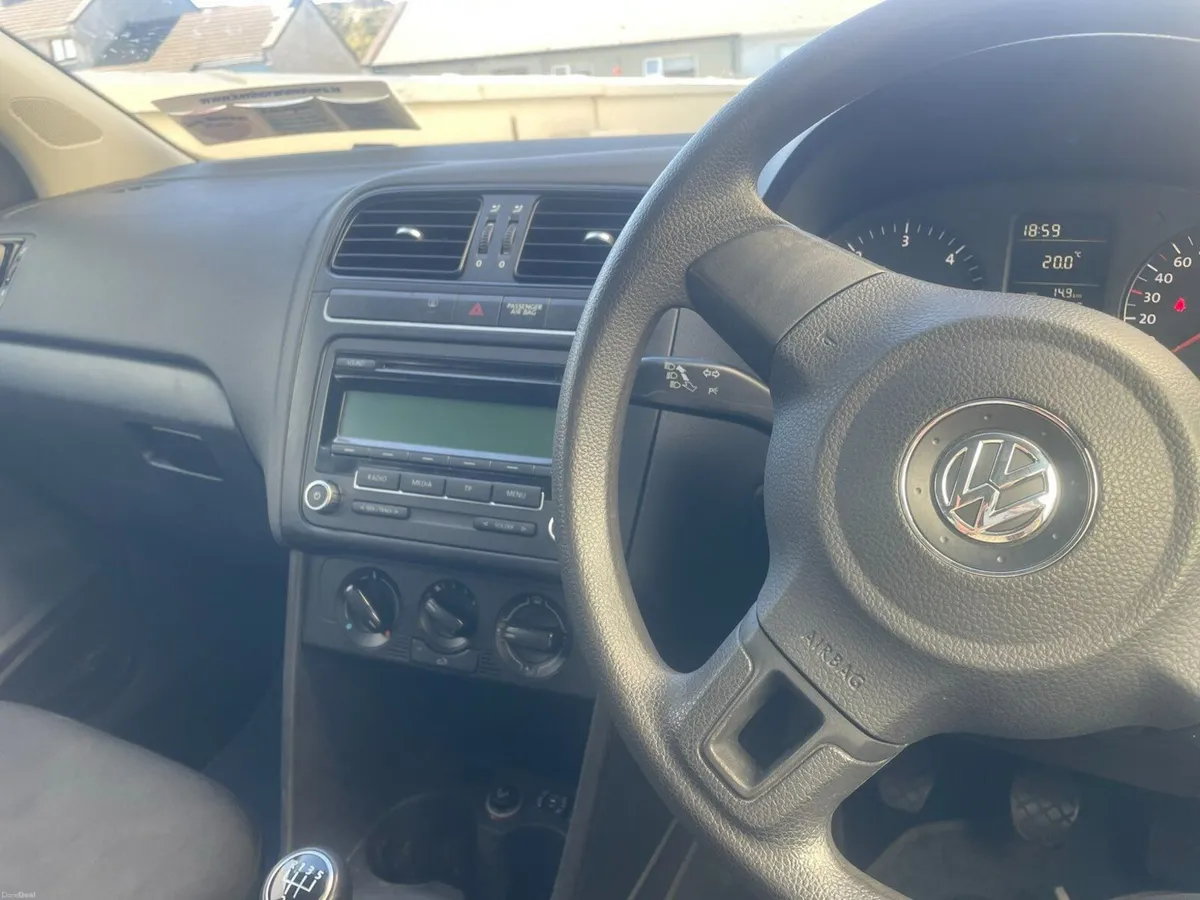 Volkswagen Polo 2010 - Image 4