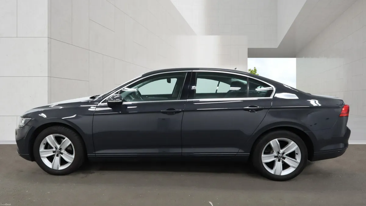 Volkswagen Passat SE BUSINESS-FINANCE AVAILABLE - Image 4