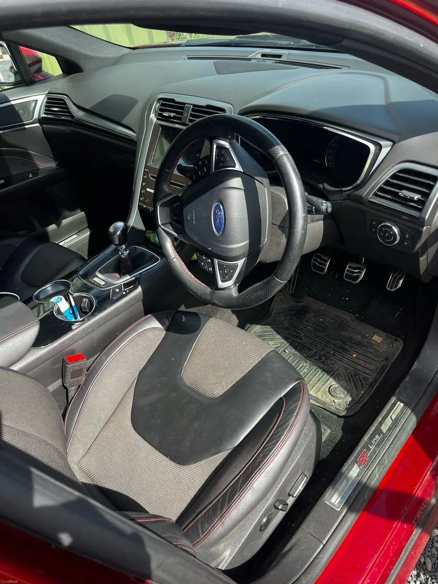 Ford mondeo - Image 4