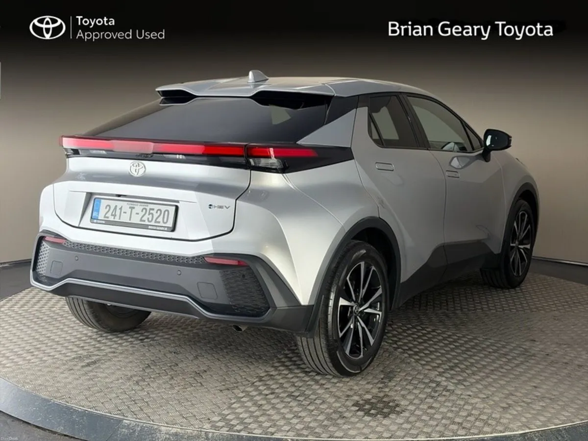 Toyota C-HR C-HR HYBRID SPORT - Image 2