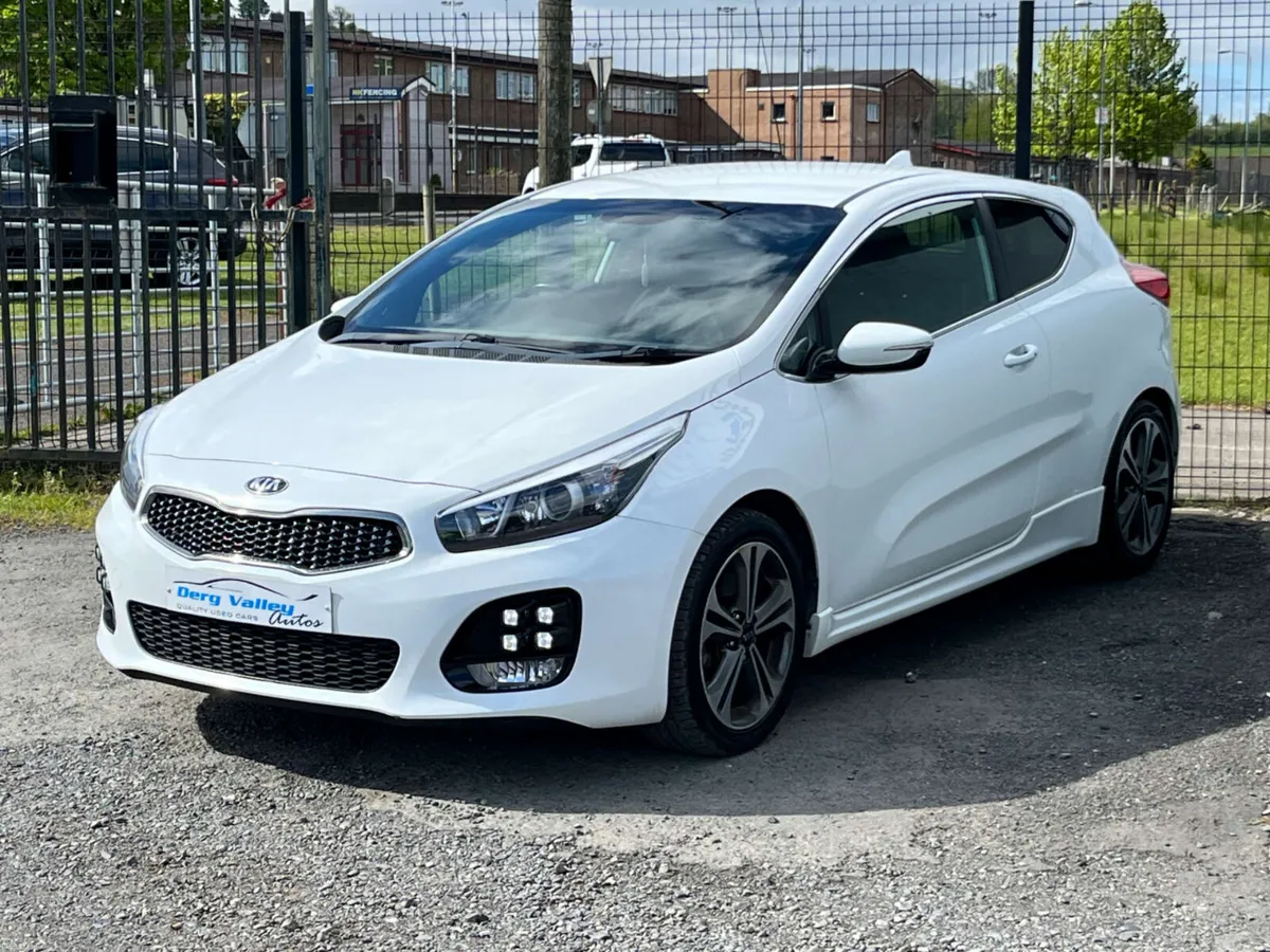 KIA PROCEED 1.6 ProCeed GT-Line ISG CRDi 3dr - Image 3