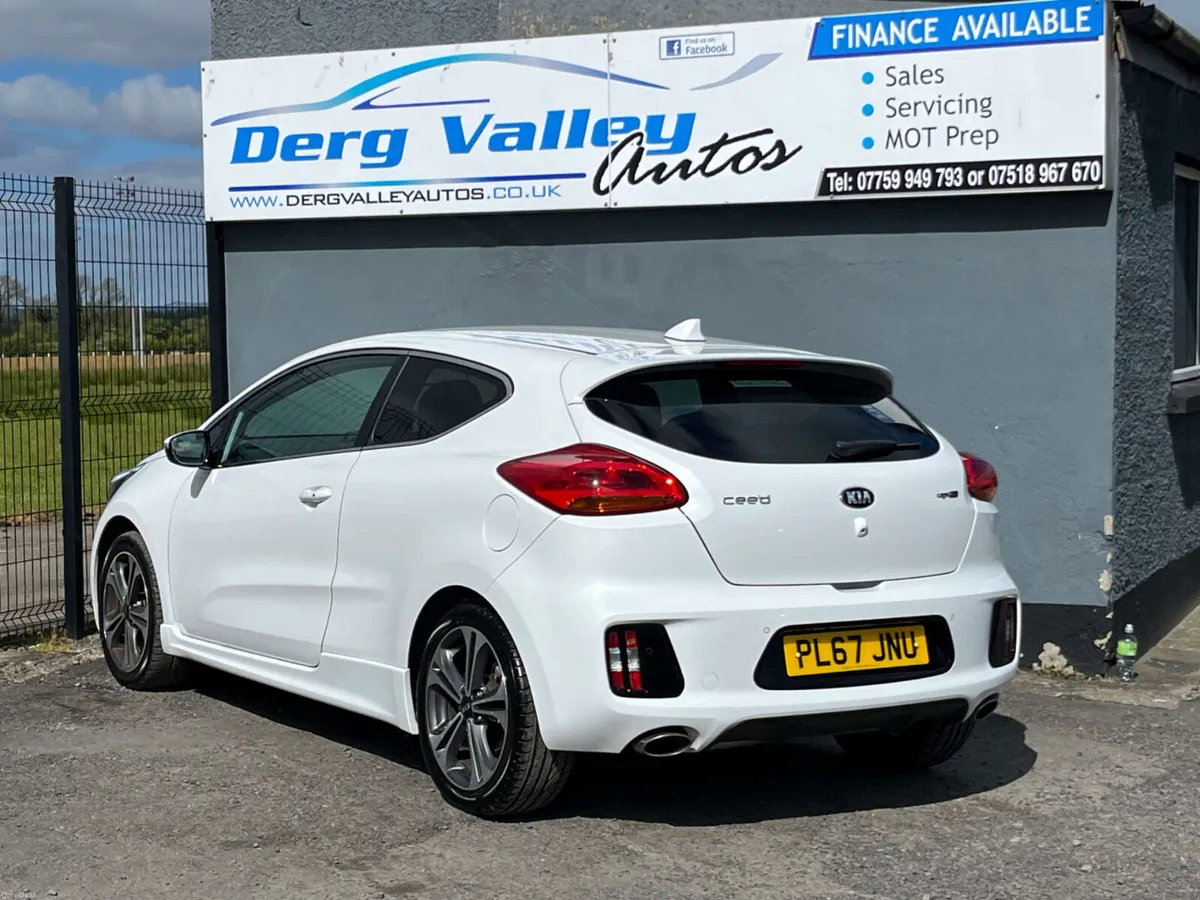 KIA PROCEED 1.6 ProCeed GT-Line ISG CRDi 3dr - Image 4
