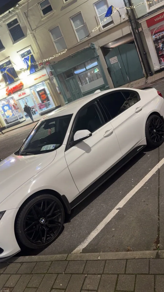 BMW 2016 - Image 1