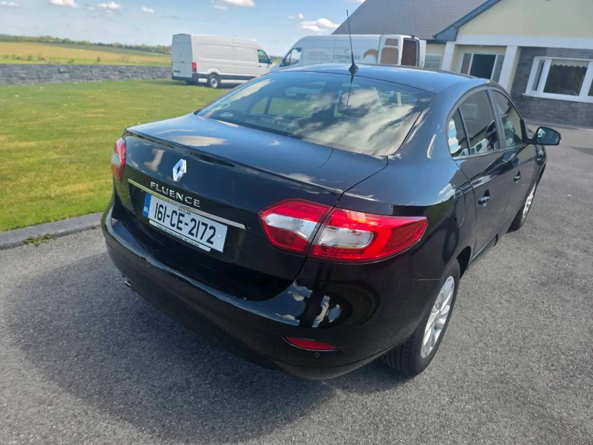 Renault Fluence Tested and Taxed 2028 - Image 4
