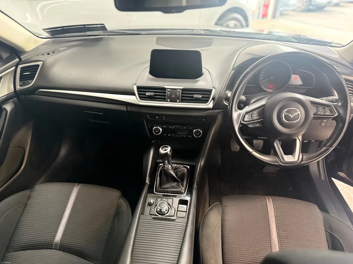 Mazda Mazda3 2019. 1.5D. EXECUTIVE - Image 4