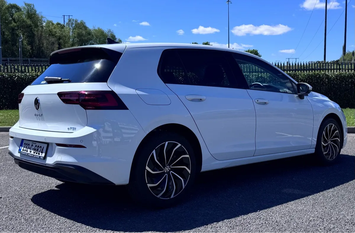 Volkswagen Golf - Image 1
