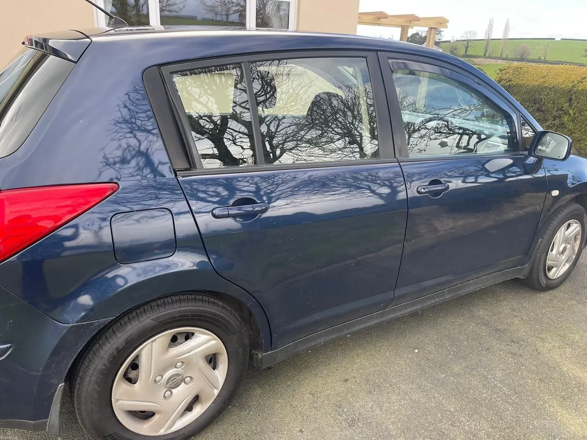 Nissan Tiida 2011 - Image 6
