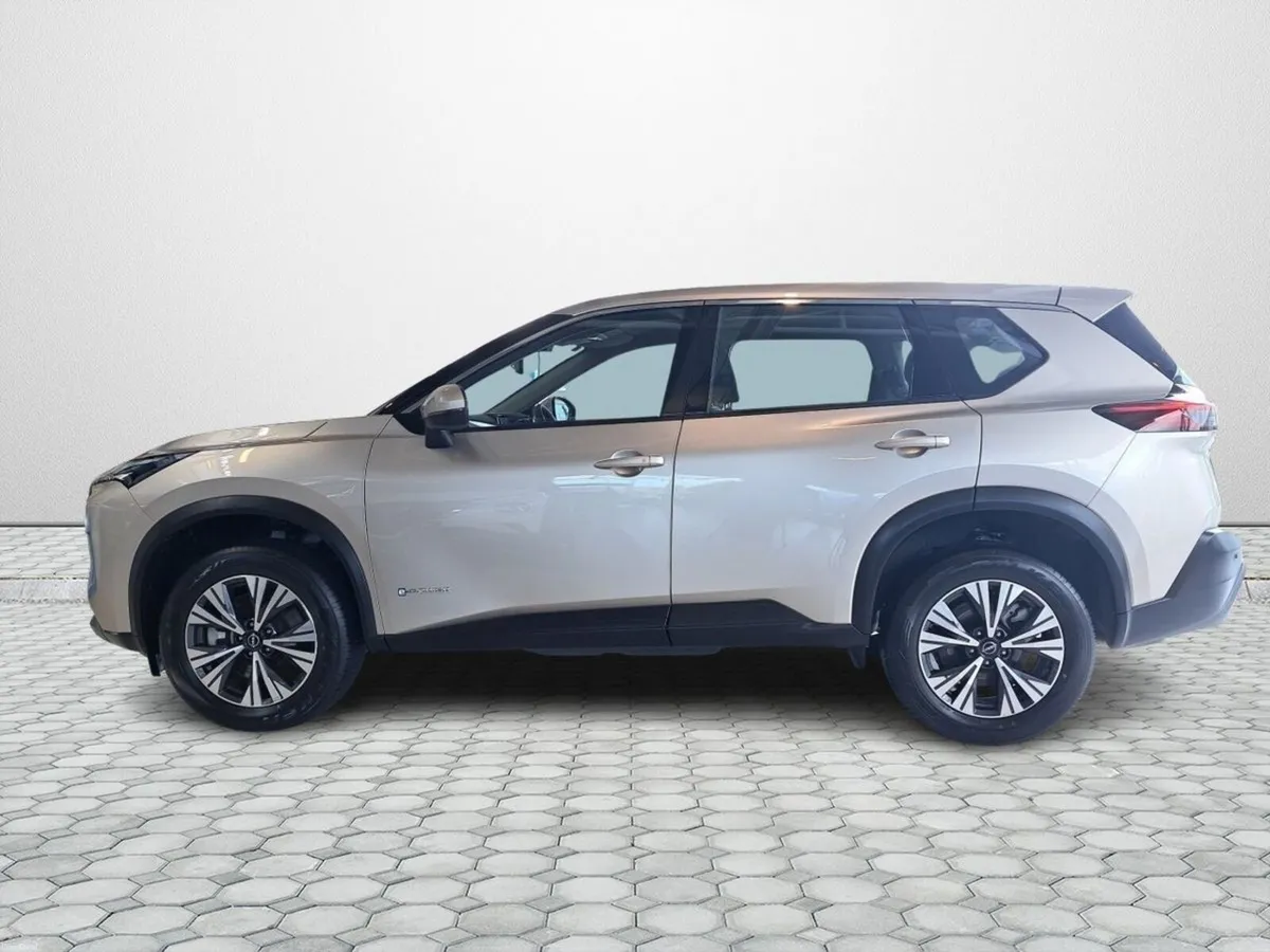 Nissan X-Trail E-POWER SV 5 Seater €4000 Scrappage - Image 4