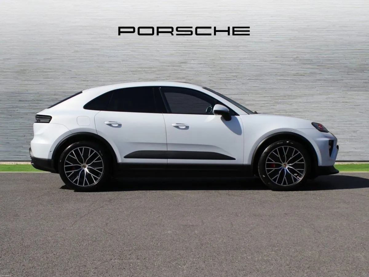 Porsche Macan 4S Electric - Image 4