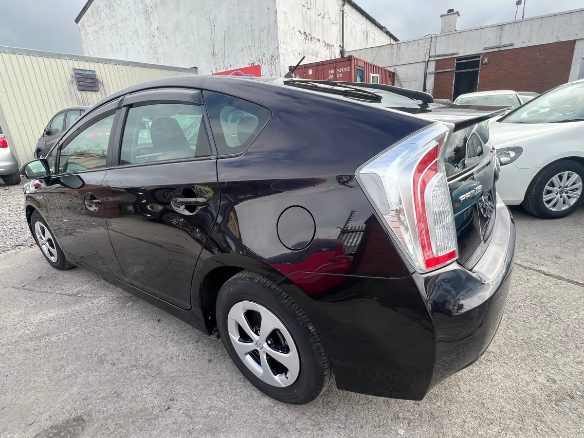 2013 Toyota Prius 1.8 Hybrid / only 101k km. - Image 6