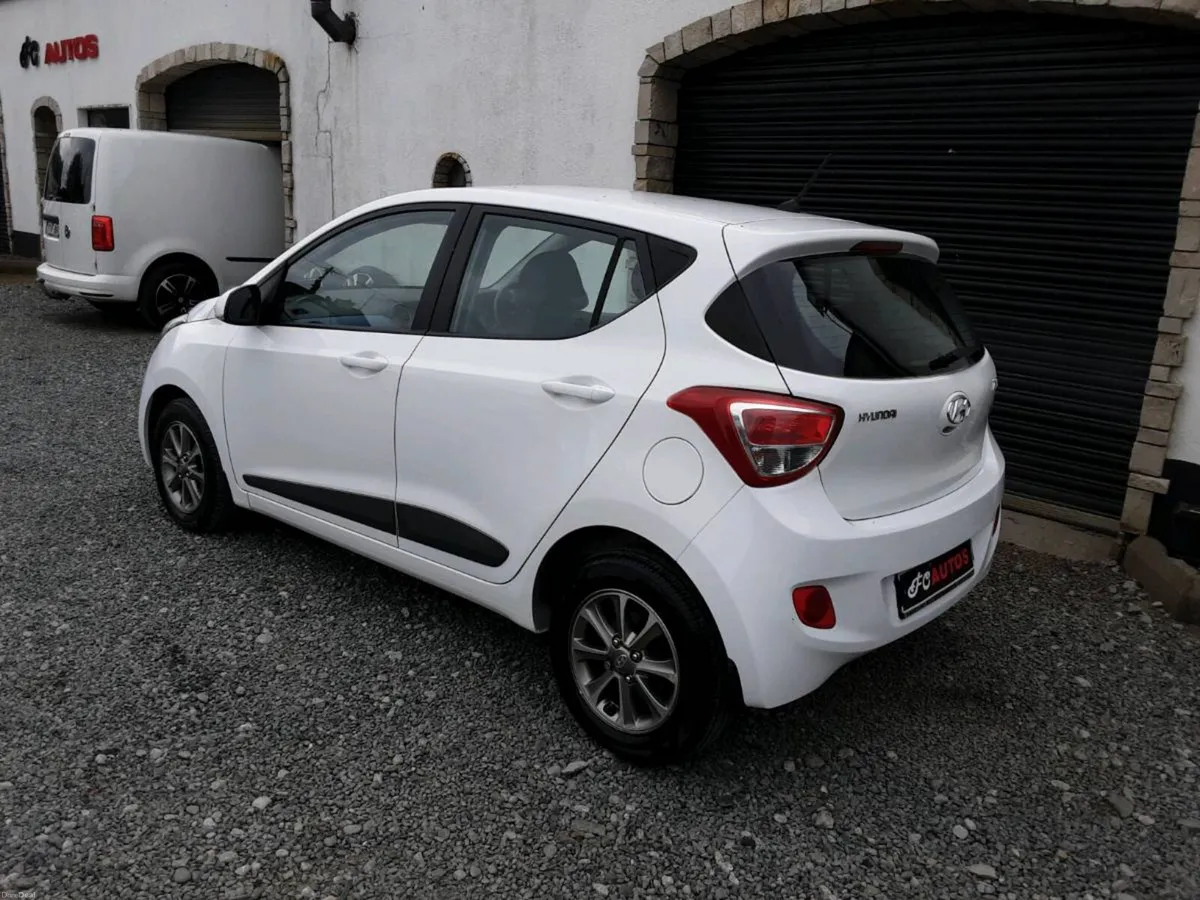 Hyundai i10   automatic 2016 - Image 4
