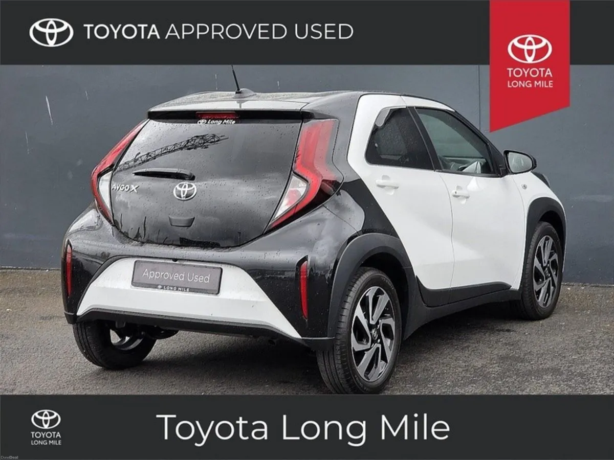 Toyota Aygo X 1.0 Auto Design 5dr - Image 3