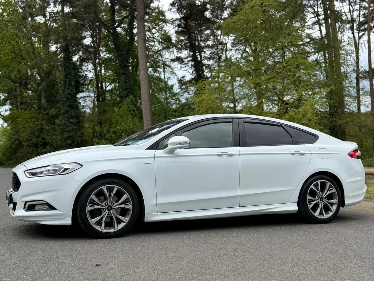 STUNNING 🤩 191 Ford Mondeo  ST Line - Image 5