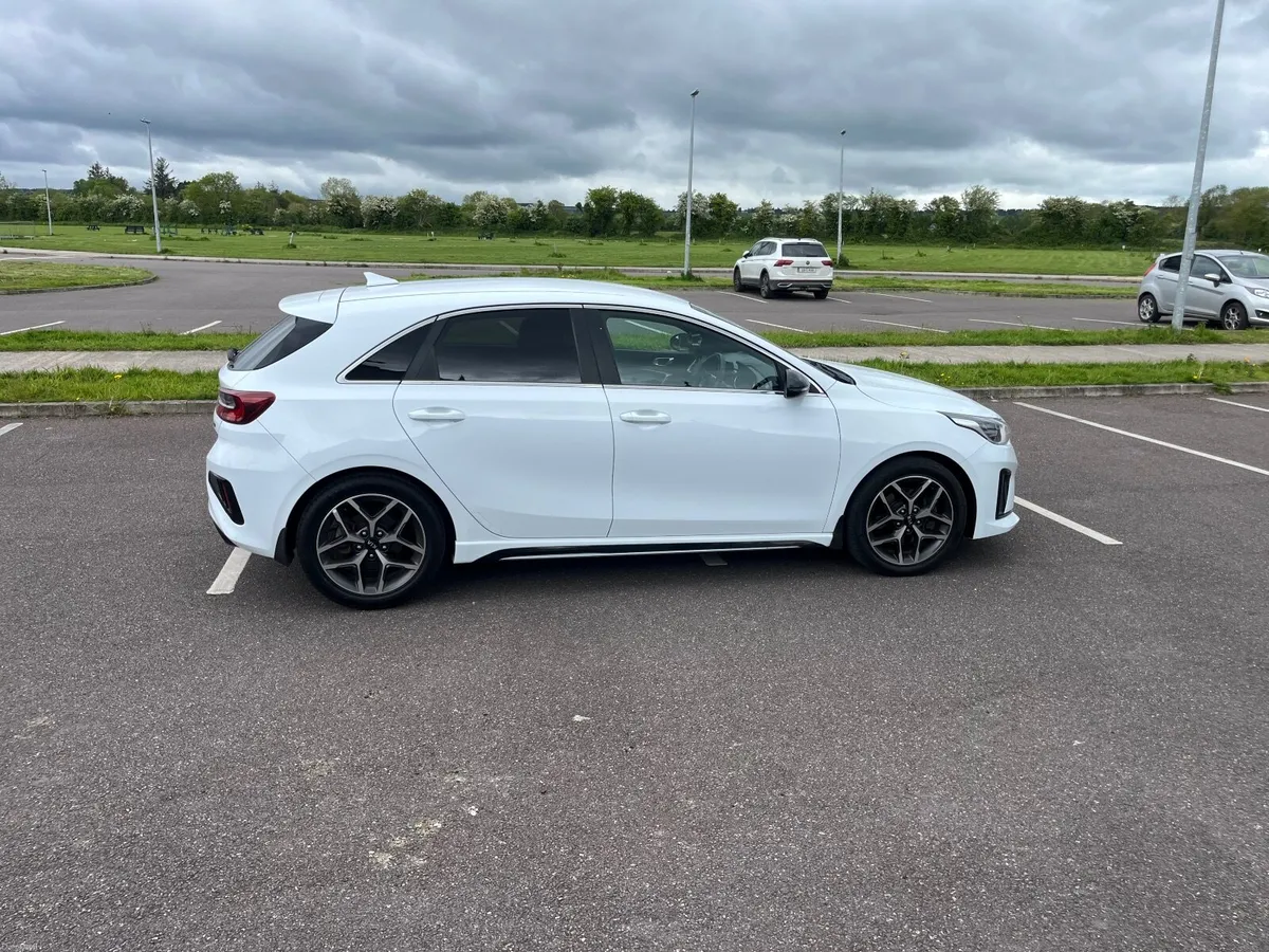 Kia Ceed 2021 - Image 4