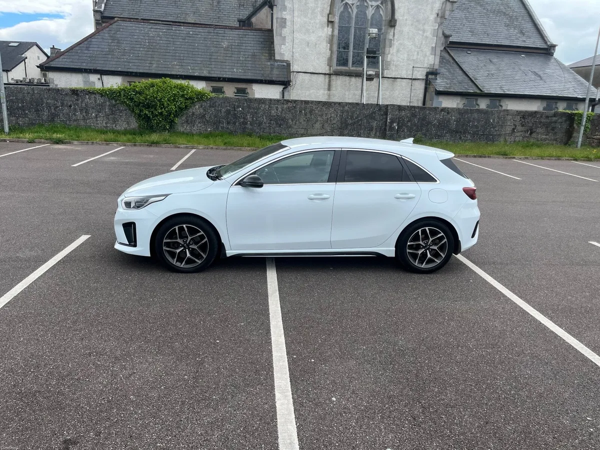 Kia Ceed 2021 - Image 3