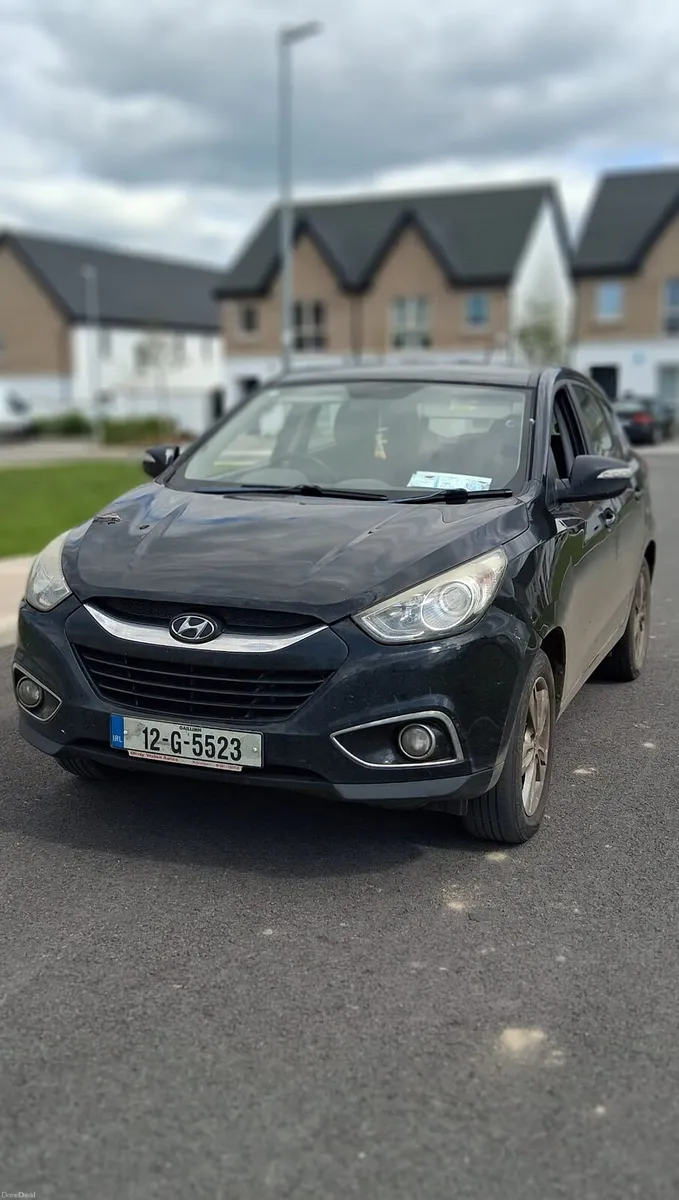 2012 Hyundai ix35 good condition!! - Image 2