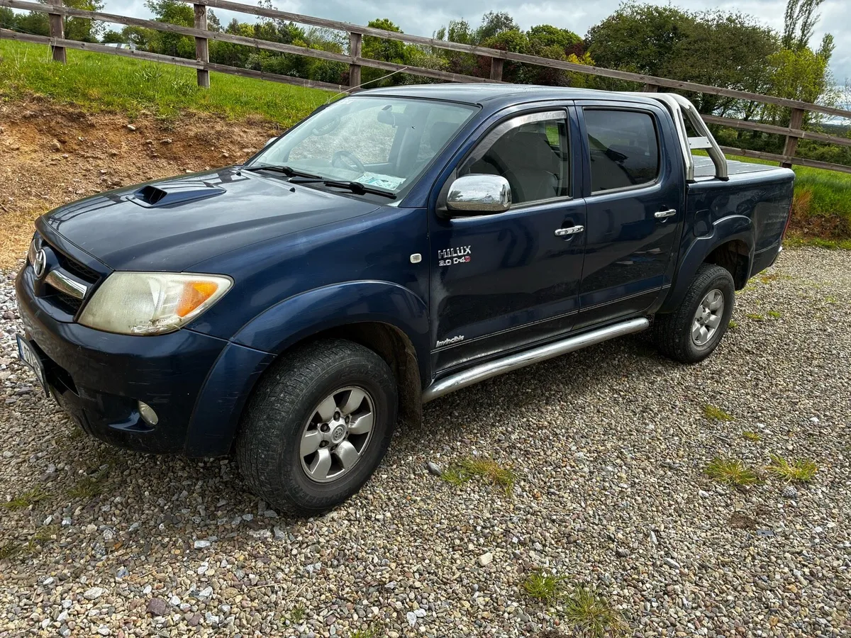 Hilux - Image 2